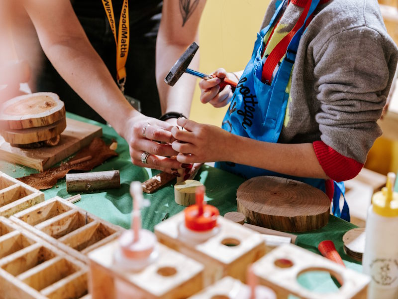 Fa la cosa giusta bambini legno