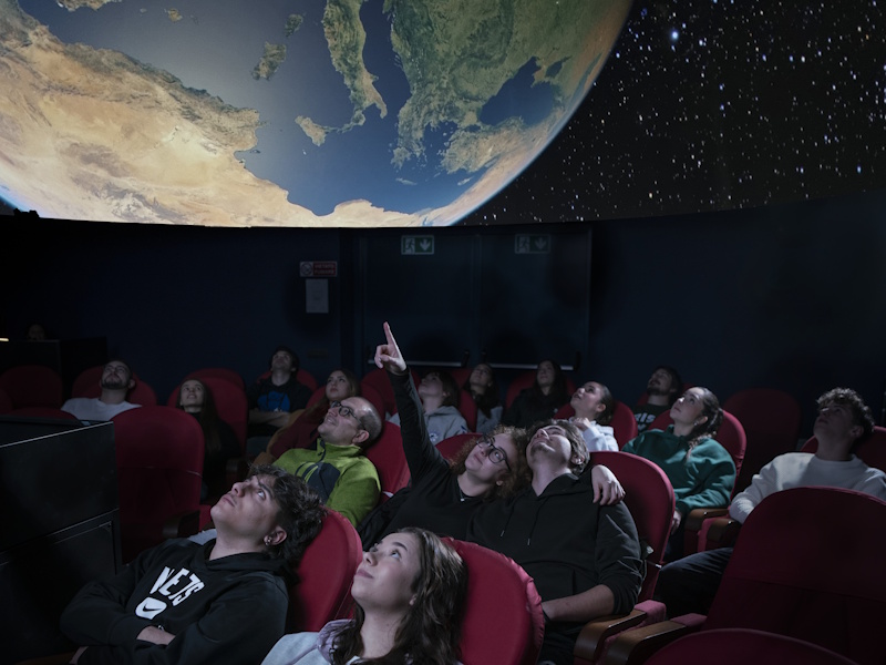 il cielo di natale planetario