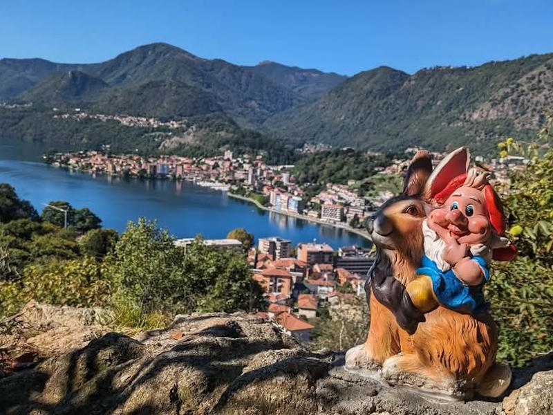 Sentiero degli gnomi all'Alpe Mastrolini