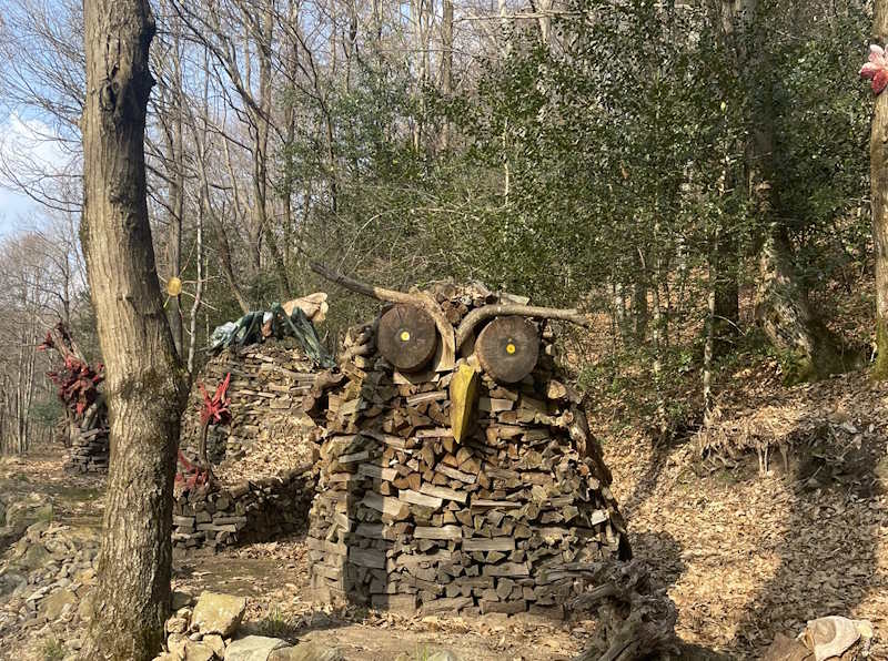 Sentiero delle Sculture di Boarezzo: arte e natura in Valganna