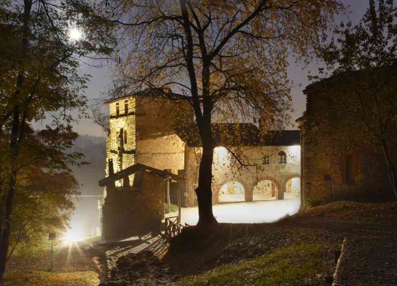 Astronomi per una notte al Monastero di Torba (VA)